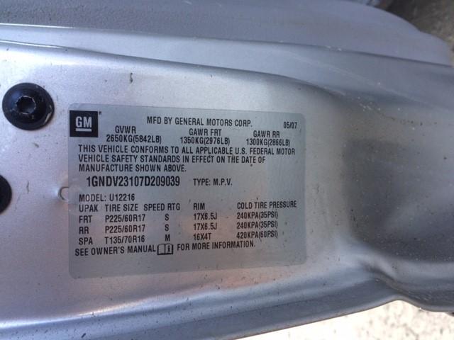 1GNDV23107D209039 - 2007 CHEVROLET UPLANDER L 银色 照片 9