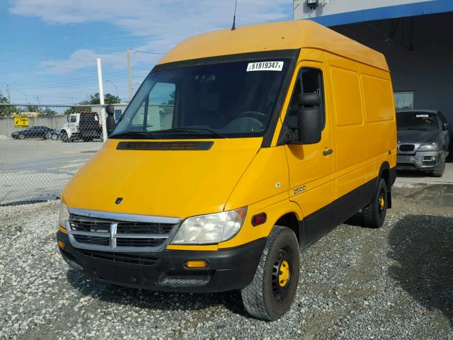 WD0PD644165962149 - 2006 DODGE SPRINTER 2 YELLOW photo 2