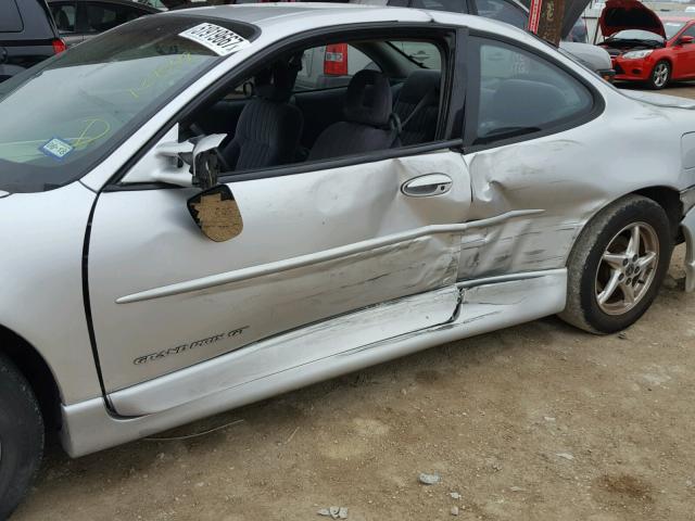 1G2WP12K82F137993 - 2002 PONTIAC GRAND PRIX SILVER photo 9