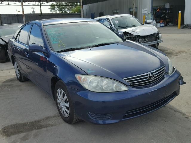 4T1BE32KX5U068571 - 2005 TOYOTA CAMRY LE BLUE photo 1