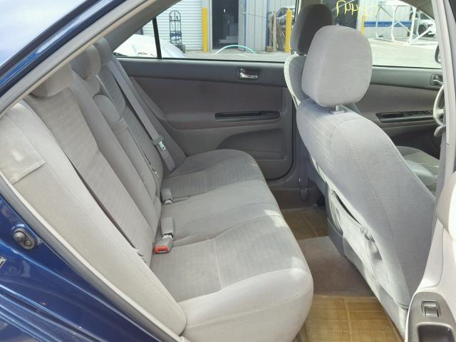 4T1BE32KX5U068571 - 2005 TOYOTA CAMRY LE BLUE photo 6
