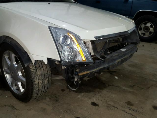 1G6DR57V980192765 - 2008 CADILLAC CTS HI FEA WHITE photo 10