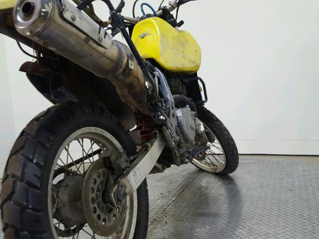 JS1SP46A032100033 - 2003 SUZUKI DR650 SE YELLOW photo 16