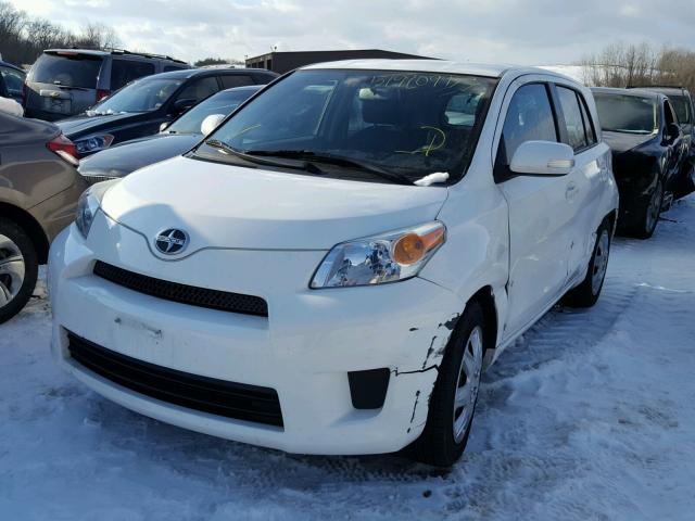 JTKKU4B46A1006958 - 2010 TOYOTA SCION XD WHITE photo 2