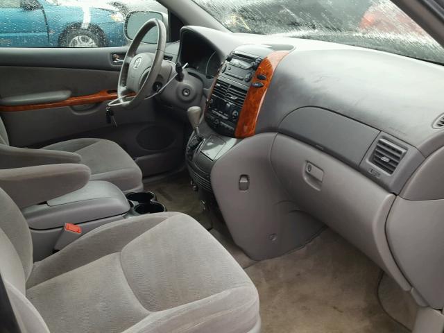 5TDZK22C77S016871 - 2007 TOYOTA SIENNA XLE SILVER photo 5