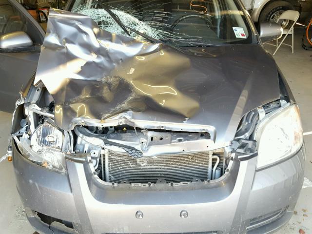 KL1TD56E79B288643 - 2009 CHEVROLET AVEO LS CHARCOAL photo 7