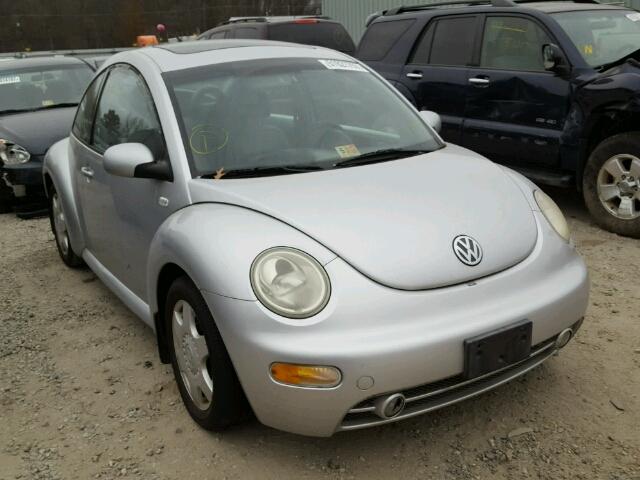3VWCC21C41M416704 - 2001 VOLKSWAGEN NEW BEETLE 银色 照片 1