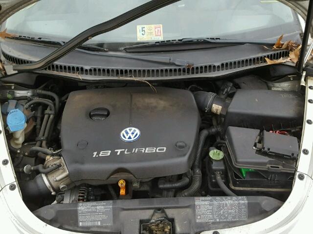 3VWCC21C41M416704 - 2001 VOLKSWAGEN NEW BEETLE 银色 照片 7