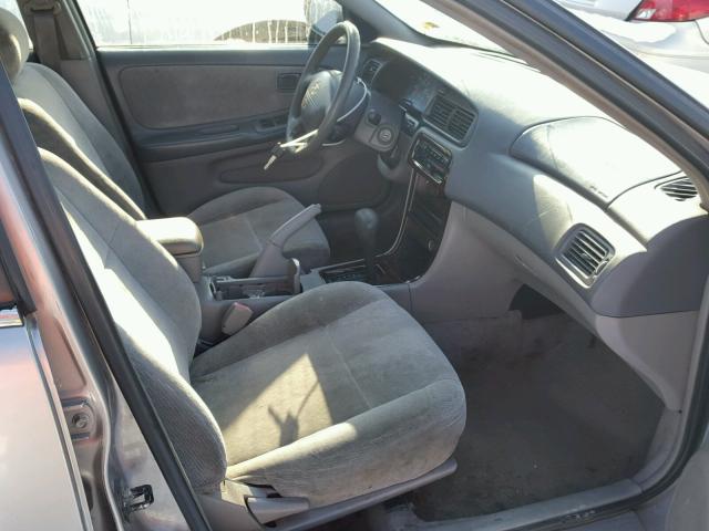 1N4DL01D4YC146637 - 2000 NISSAN ALTIMA XE SILVER photo 5