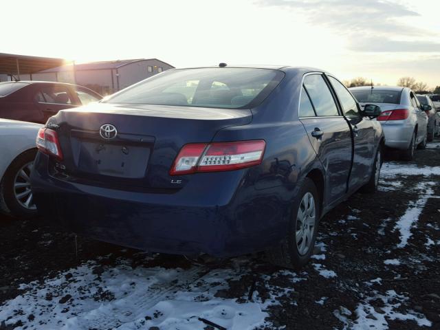 4T1BF3EK3BU768114 - 2011 TOYOTA CAMRY BASE BLUE photo 4
