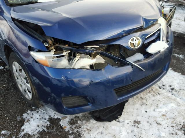 4T1BF3EK3BU768114 - 2011 TOYOTA CAMRY BASE BLUE photo 9