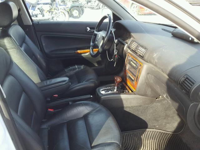 WVWVD23B5YE268673 - 2000 VOLKSWAGEN PASSAT GLX 白色 照片 5