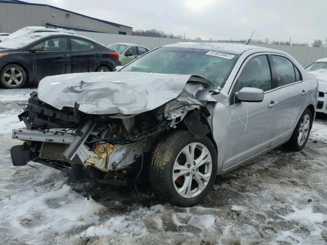 3FAHP0HA9CR341497 - 2012 FORD FUSION SE SILVER photo 2