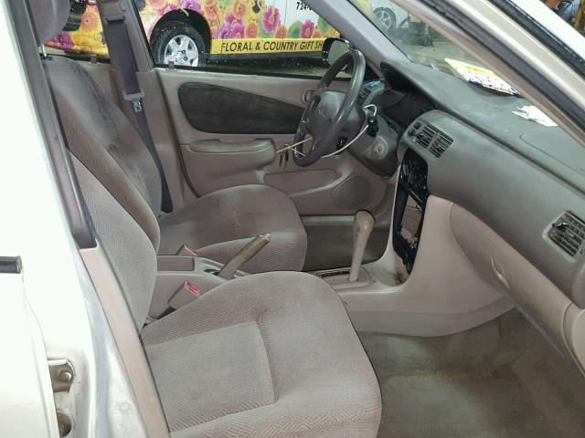 1Y1SK5289YZ403030 - 2000 CHEVROLET GEO PRIZM 银色 照片 5