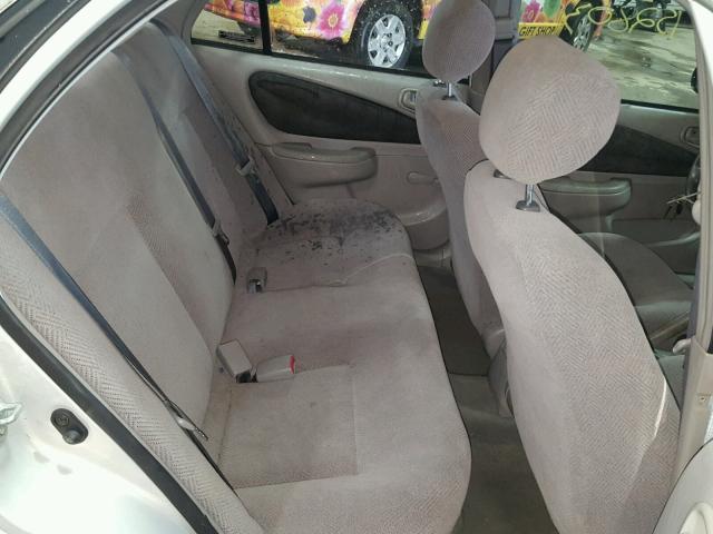 1Y1SK5289YZ403030 - 2000 CHEVROLET GEO PRIZM 银色 照片 6