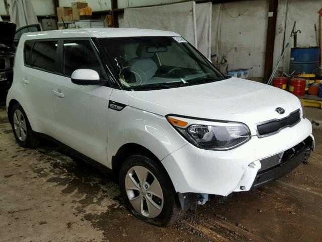 KNDJN2A2XG7339268 - 2016 KIA SOUL WHITE photo 1