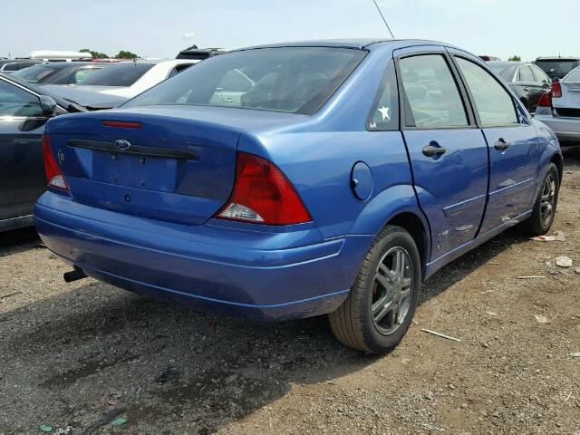 1FAFP34PX2W266646 - 2002 FORD FOCUS SE BLUE photo 4