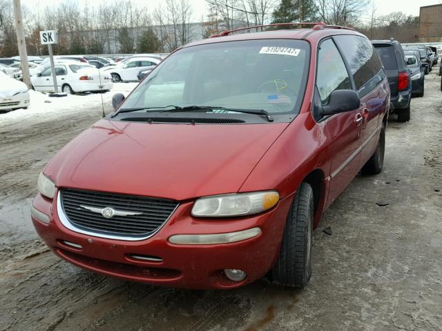 1C4GP64L6YB540924 - 2000 CHRYSLER TOWN & COU RED photo 2