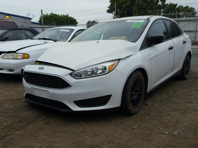 1FADP3E27FL314573 - 2015 FORD FOCUS S WHITE photo 2