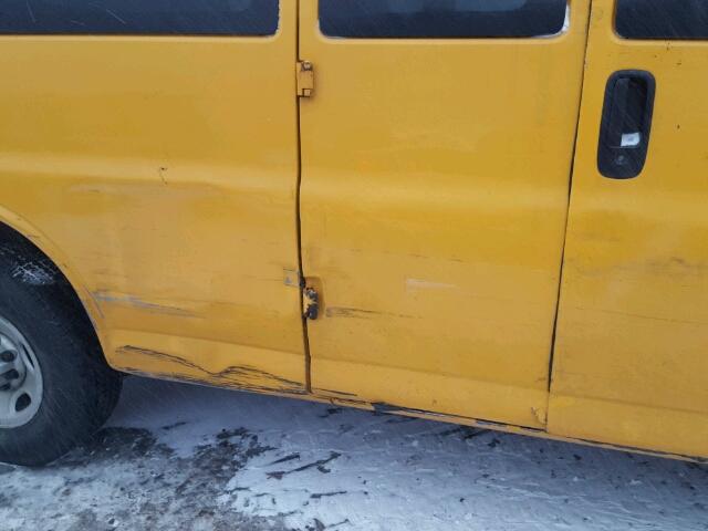 1GAHG39K781231061 - 2008 CHEVROLET EXPRESS G3 YELLOW photo 9