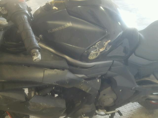 JKAEXEE13CDA08068 - 2012 KAWASAKI EX650 EC BLACK photo 9