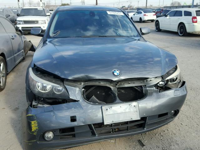 WBANE53507CW60461 - 2007 BMW 525 I GRAY photo 9