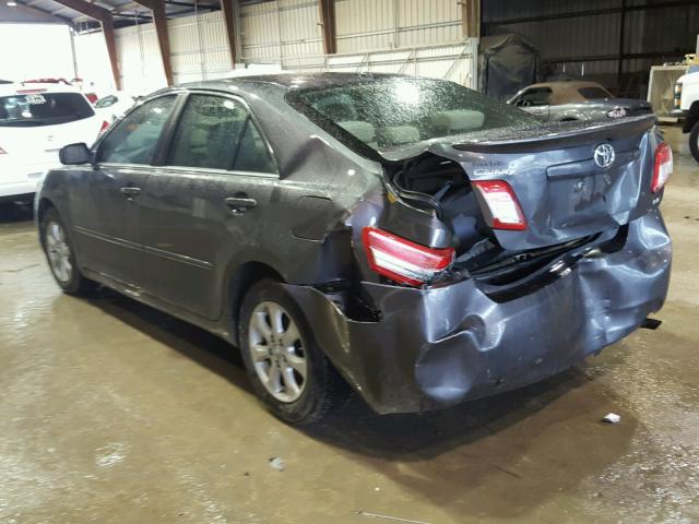 4T1BF3EK8BU177454 - 2011 TOYOTA CAMRY BASE GRAY photo 3