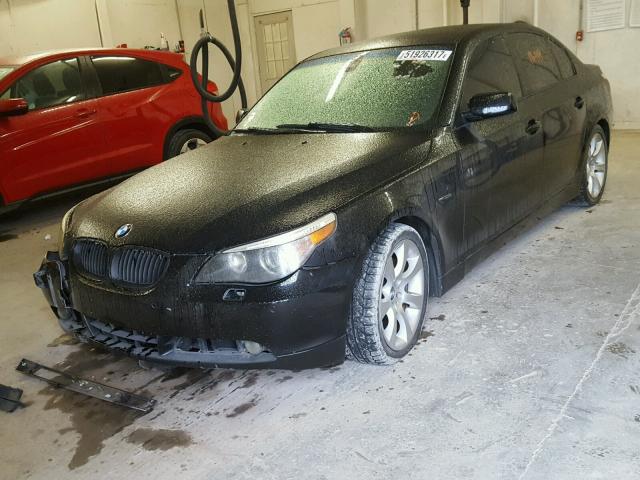 WBANB33554B112972 - 2004 BMW 545 I BLACK photo 2