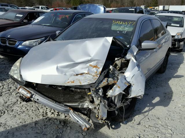 1HGCM56405A097048 - 2005 HONDA ACCORD LX SILVER photo 2