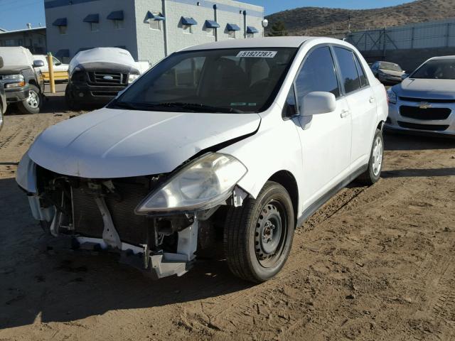 3N1BC11E37L400764 - 2007 NISSAN VERSA S WHITE photo 2