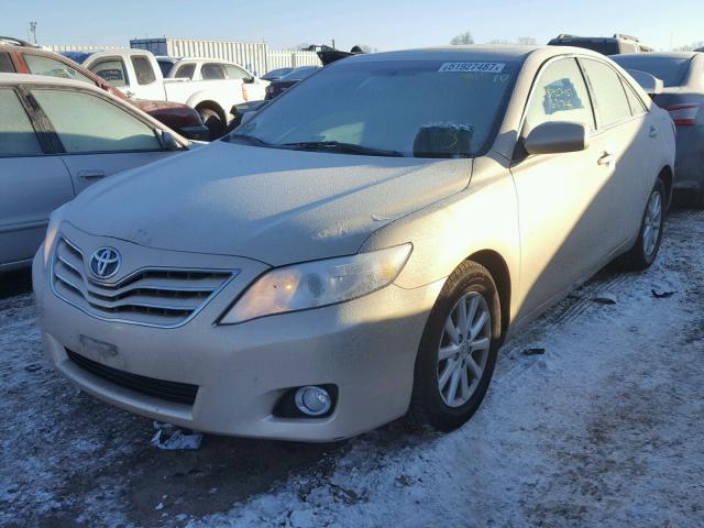 4T1BF3EK2BU697598 - 2011 TOYOTA CAMRY BASE TAN photo 2