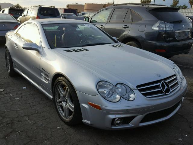 WDBSK72F57F126955 - 2007 MERCEDES-BENZ SL 55 AMG SILVER photo 1