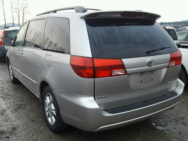 5TDZA22CX5S355933 - 2005 TOYOTA SIENNA XLE SILVER photo 3