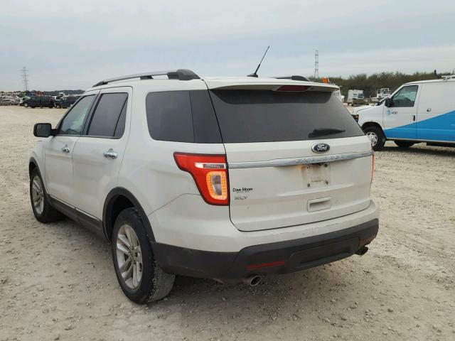 1FMHK7D8XBGA12412 - 2011 FORD EXPLORER X WHITE photo 3