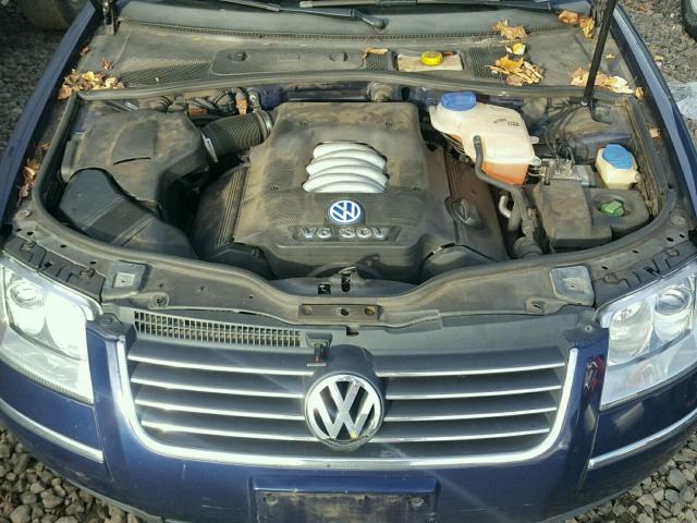WVWTH63B92P132206 - 2002 VOLKSWAGEN PASSAT GLX BLUE photo 7