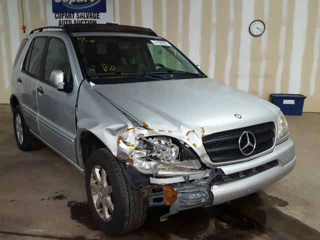 4JGAB72E4XA063876 - 1999 MERCEDES-BENZ ML 430 银色 照片 1
