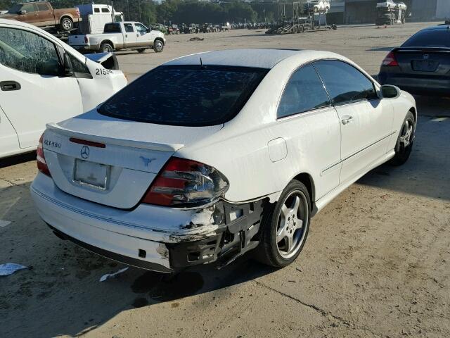 WDBTJ75J34F112507 - 2004 MERCEDES-BENZ CLK 500 WHITE photo 4