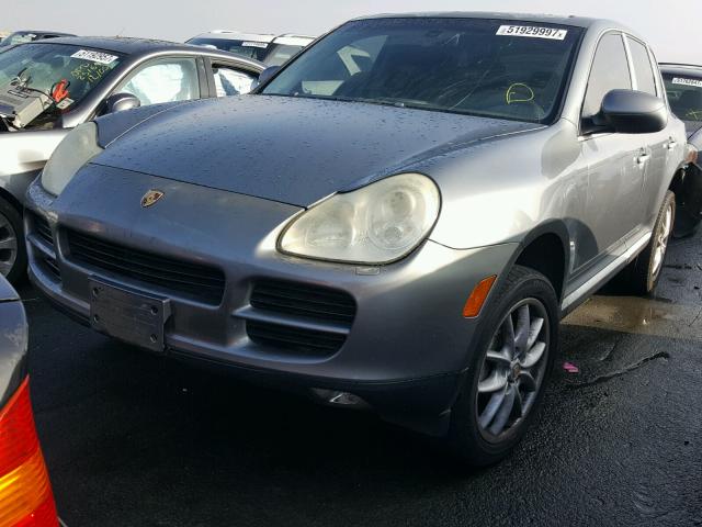 WP1AB29P54LA64645 - 2004 PORSCHE CAYENNE S GRAY photo 2