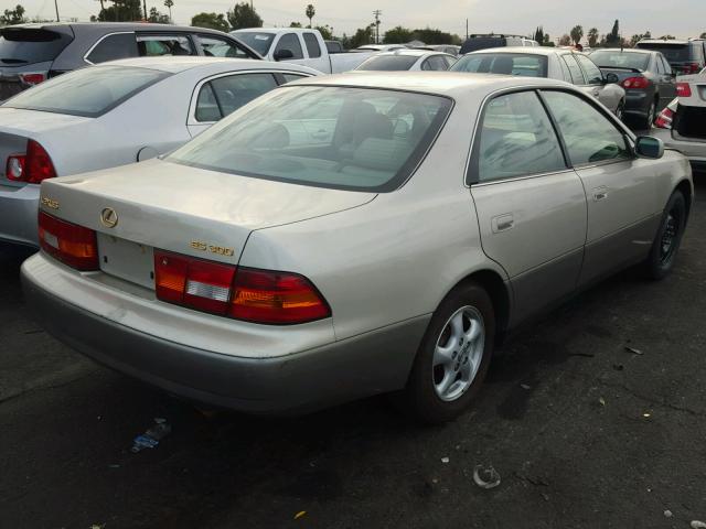 JT8BF28GXX5053689 - 1999 LEXUS ES 300 GOLD photo 4