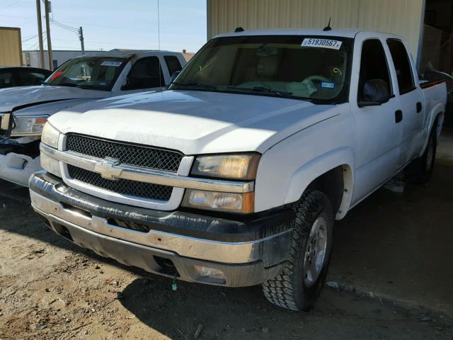 2GCEK13T641337990 - 2004 CHEVROLET SILVERADO WHITE photo 2