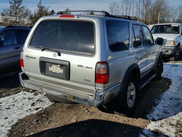 JT3HN86R5X0204039 - 1999 TOYOTA 4RUNNER SR SILVER photo 4