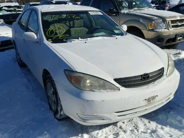 4T1BE32K62U101075 - 2002 TOYOTA CAMRY LE WHITE photo 1