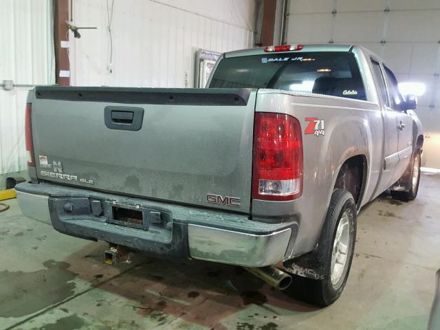 2GTEK190X81193203 - 2008 GMC SIERRA K15 GRAY photo 4