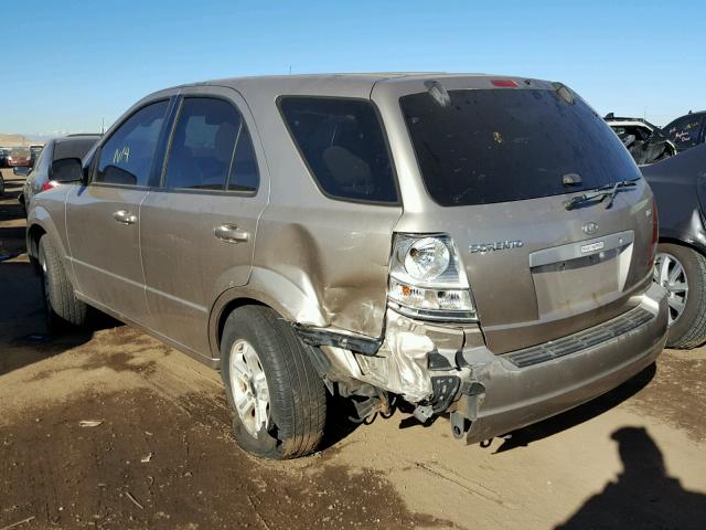 KNDJC733645285791 - 2004 KIA SORENTO EX GOLD photo 3