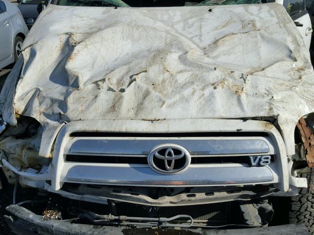 5TBET34174S440374 - 2004 TOYOTA TUNDRA DOU WHITE photo 7