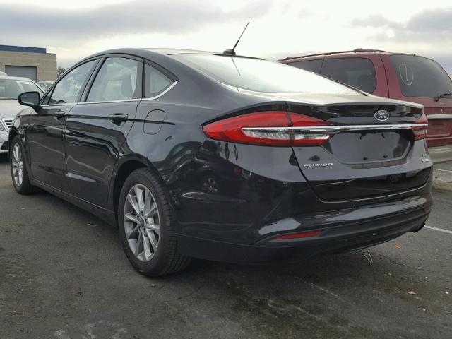 3FA6P0HD1HR276749 - 2017 FORD FUSION SE BLACK photo 3