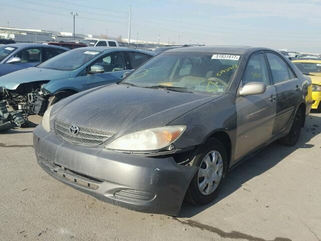 4T1BE32K33U697165 - 2003 TOYOTA CAMRY LE TWO TONE photo 2