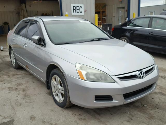 1HGCM55357A015990 - 2007 HONDA ACCORD SE SILVER photo 1