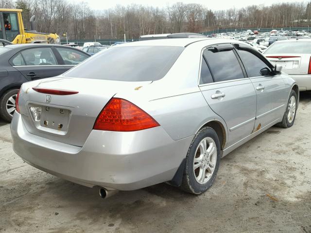 1HGCM55357A015990 - 2007 HONDA ACCORD SE SILVER photo 4