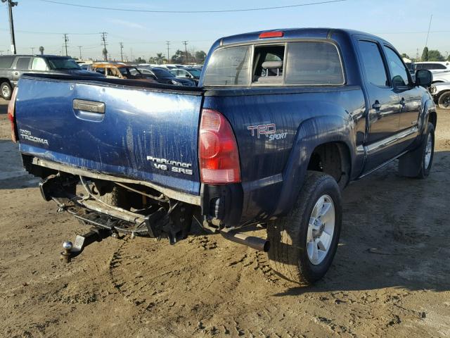 3TMKU72N86M008769 - 2006 TOYOTA TACOMA DOU BLUE photo 4